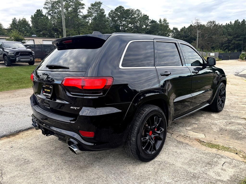 2015 Jeep Grand Cherokee SRT photo 8