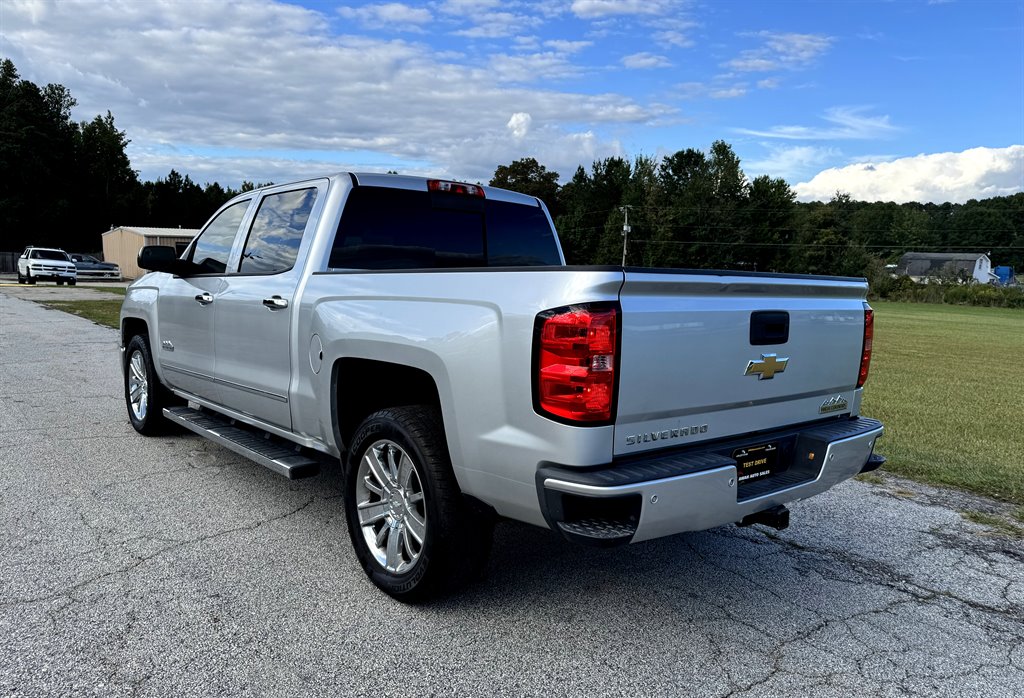 2014 Chevrolet Silverado 1500 High Country photo 10