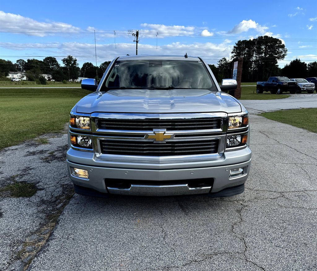 2014 Chevrolet Silverado 1500 High Country photo 2