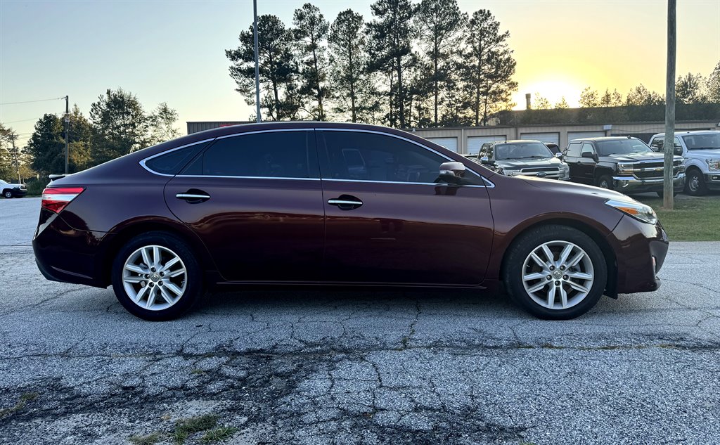 2014 Toyota Avalon XLE photo 7