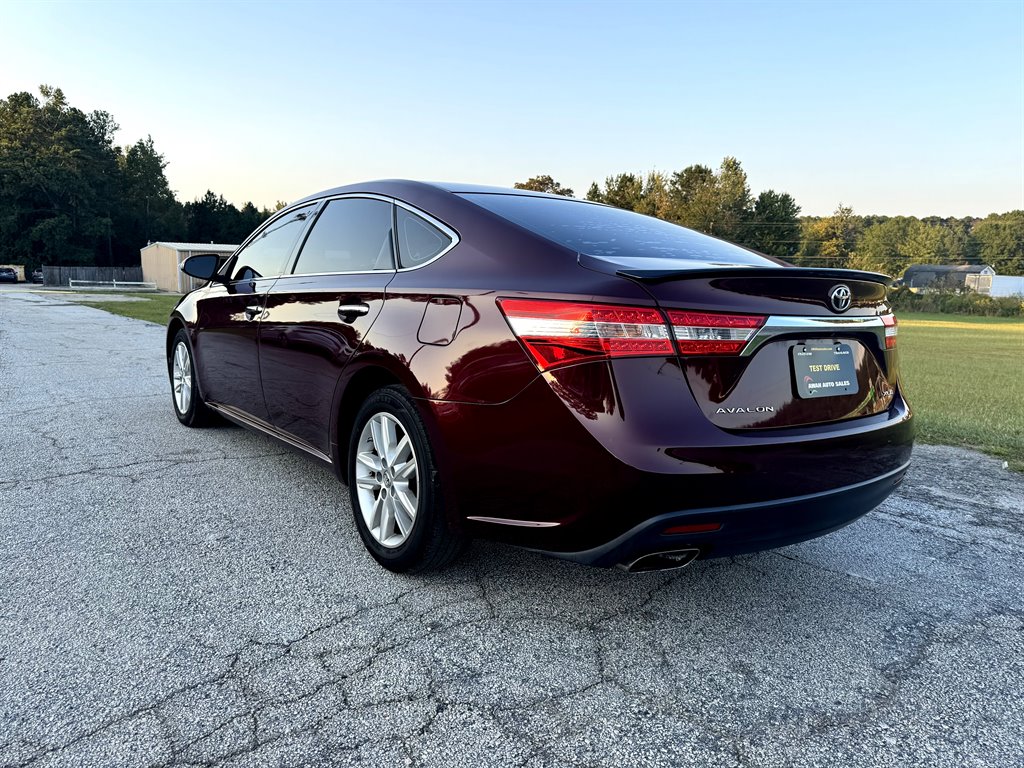 2014 Toyota Avalon XLE photo 10