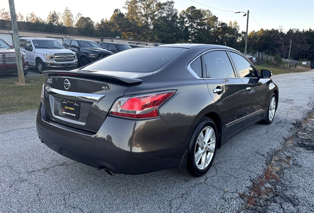 2015 Nissan Altima S photo 9