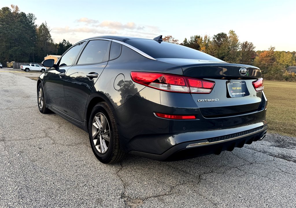 2020 Kia Optima LX photo 10