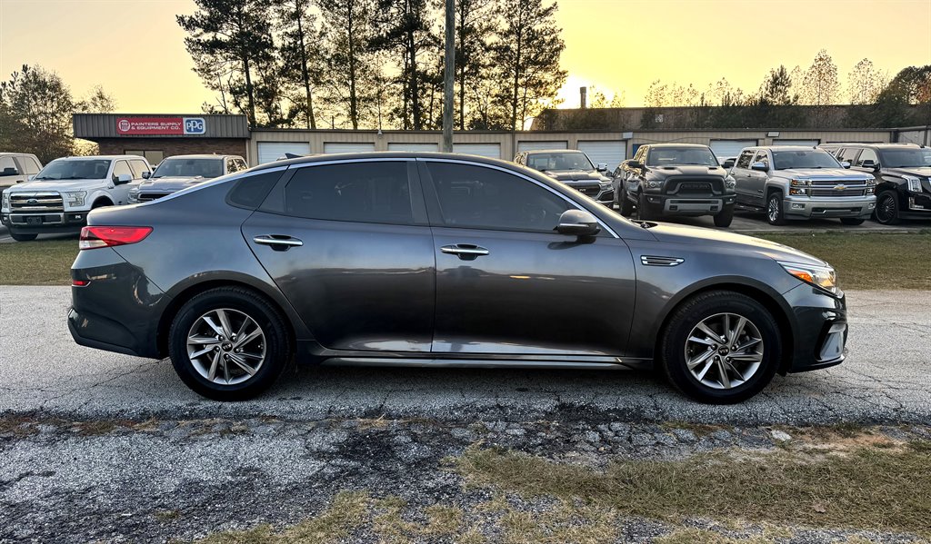 2020 Kia Optima LX photo 7