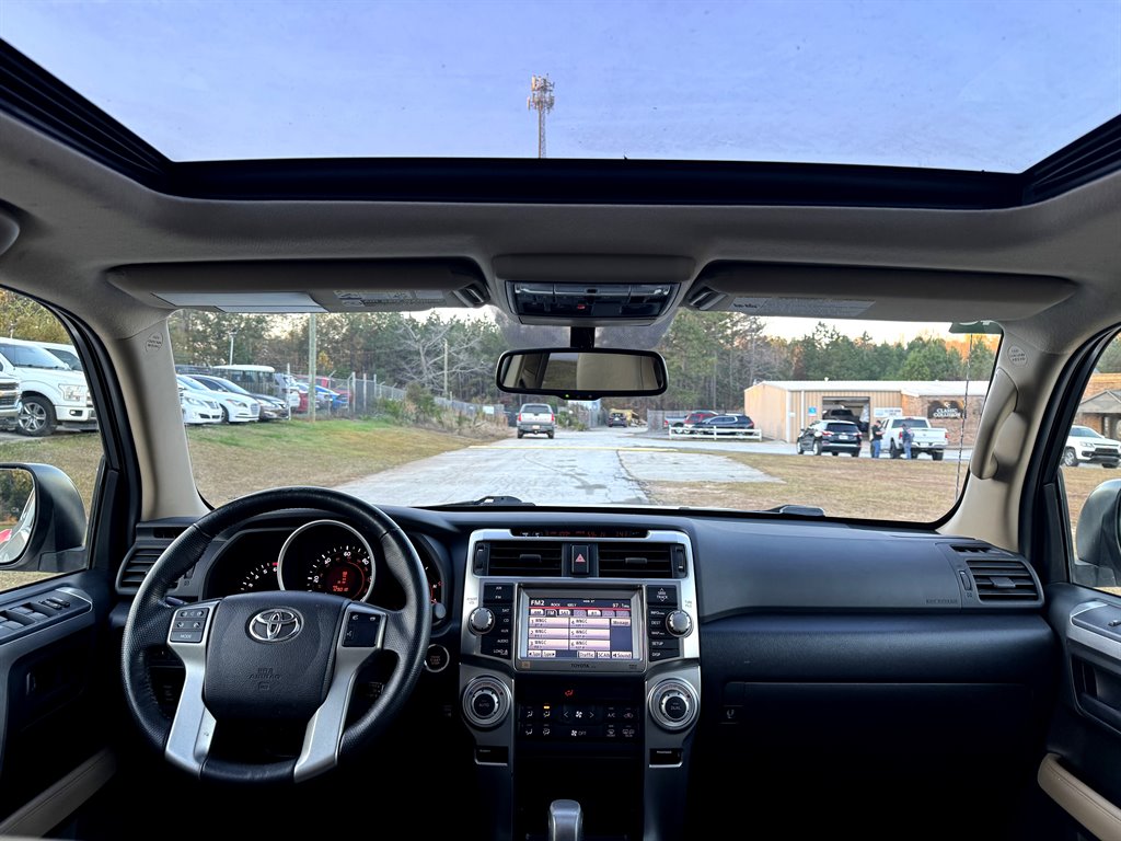 2012 Toyota 4Runner SR5 photo 13