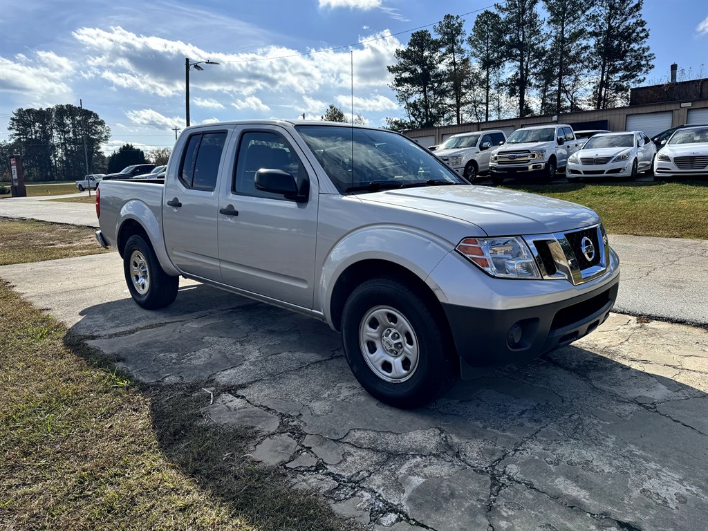 2012 Nissan Frontier S photo 5