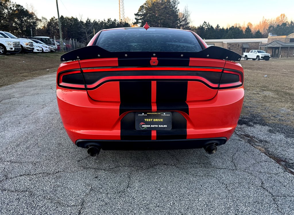 2016 Dodge Charger R/T photo 9