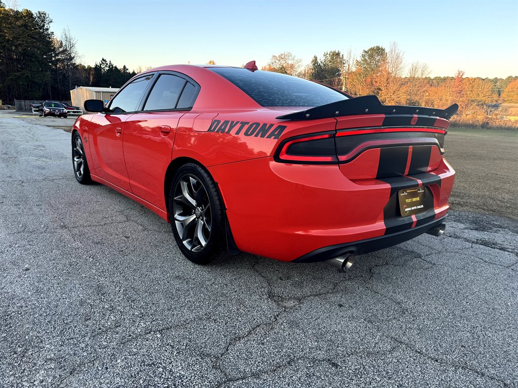 2016 Dodge Charger R/T photo 10