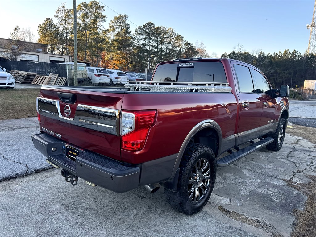 2016 Nissan Titan XD Platinum Reserve photo 8