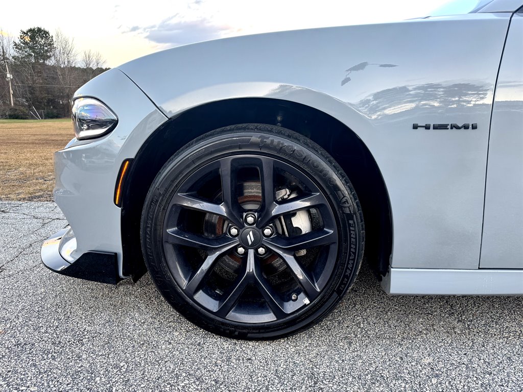 2022 Dodge Charger R/T photo 11