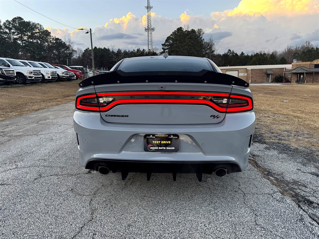 2022 Dodge Charger R/T photo 8