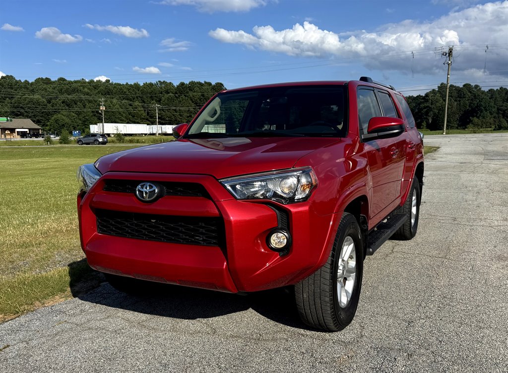 2019 Toyota 4Runner SR5's photo