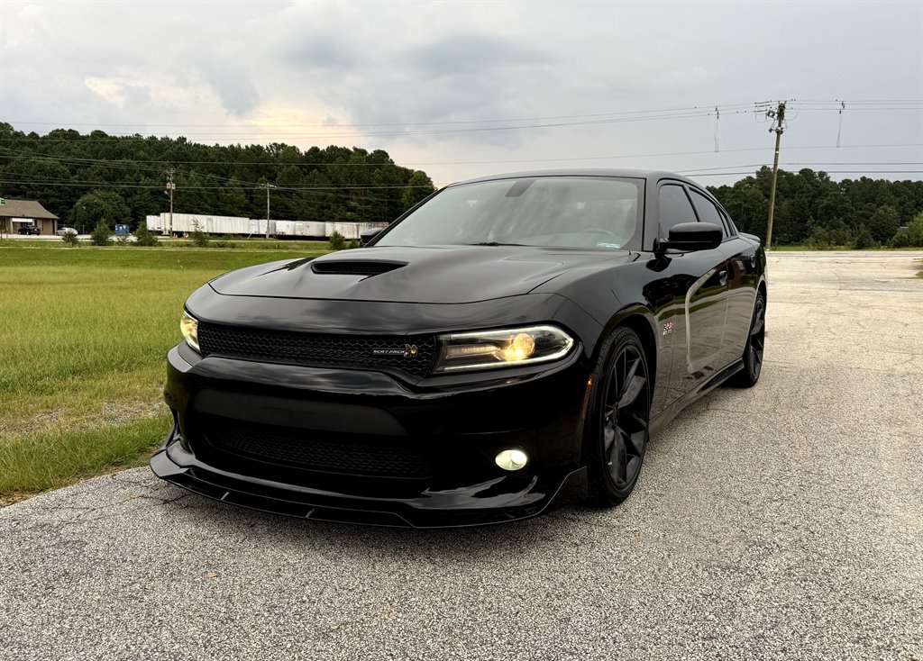 2018 Dodge Charger R/T's photo