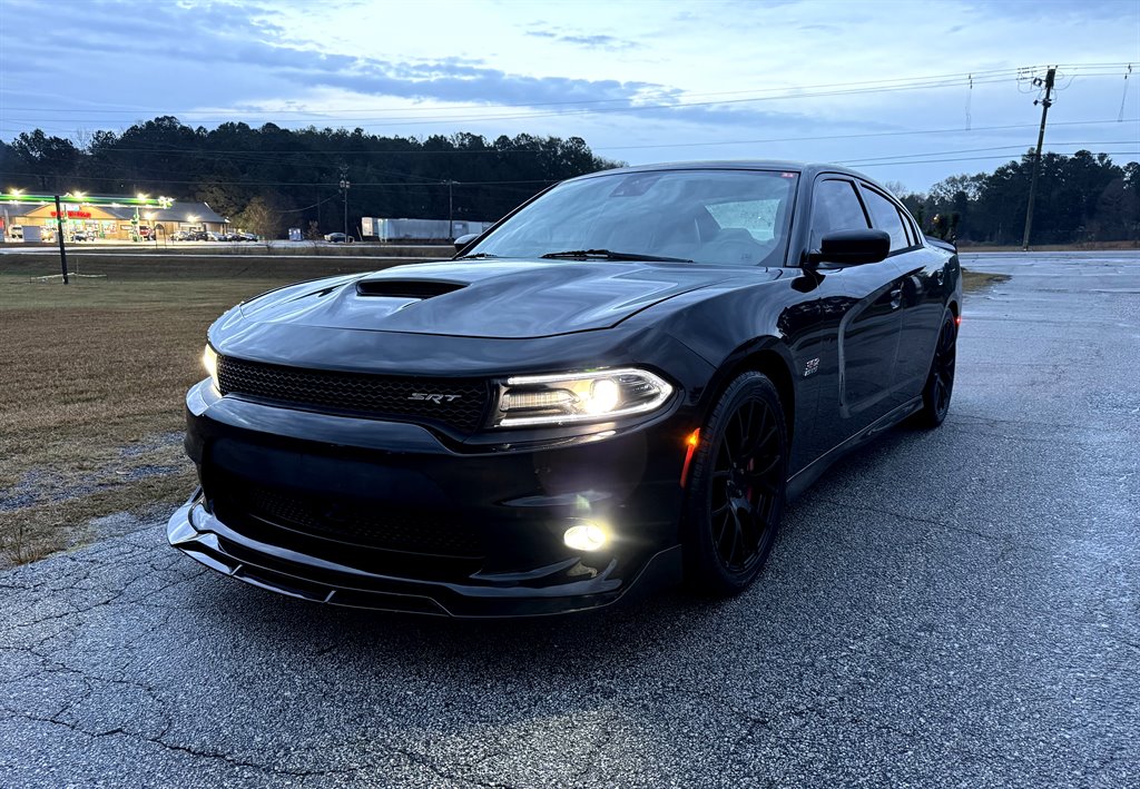 2016 Dodge Charger SRT 392's photo