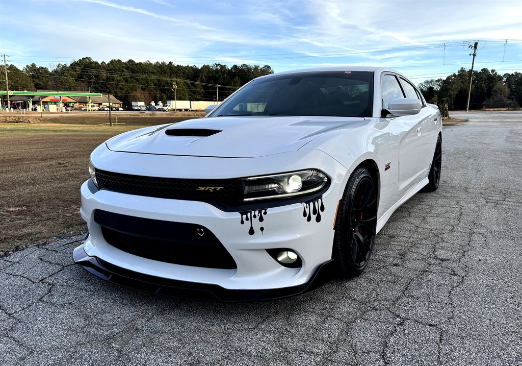 2016 Dodge Charger SRT 392's photo