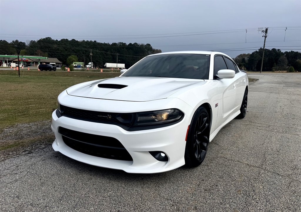 2020 Dodge Charger Scat Pack's photo