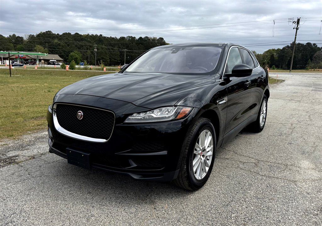 2017 Jaguar F-Pace Prestige
