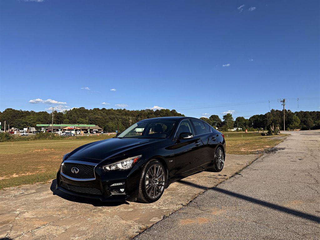 2016 INFINITI Q50 Red Sport