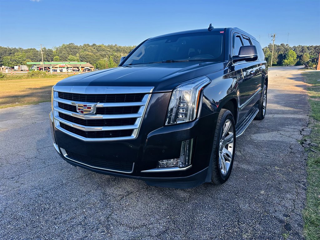 2016 Cadillac Escalade ESV AWD Luxury's photo