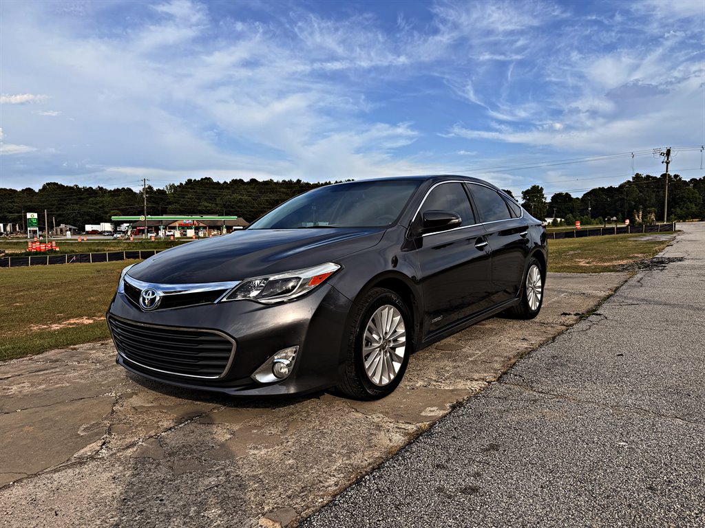 2015 Toyota Avalon XLE Touring Hybrid's photo
