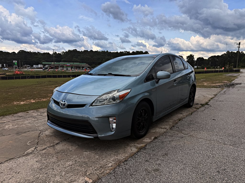 2015 Toyota Prius's photo