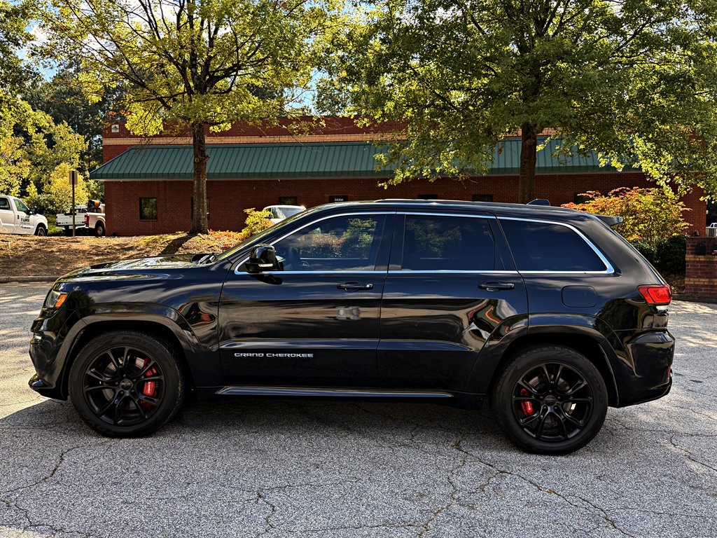 Jeep Grand Cherokee photo 8