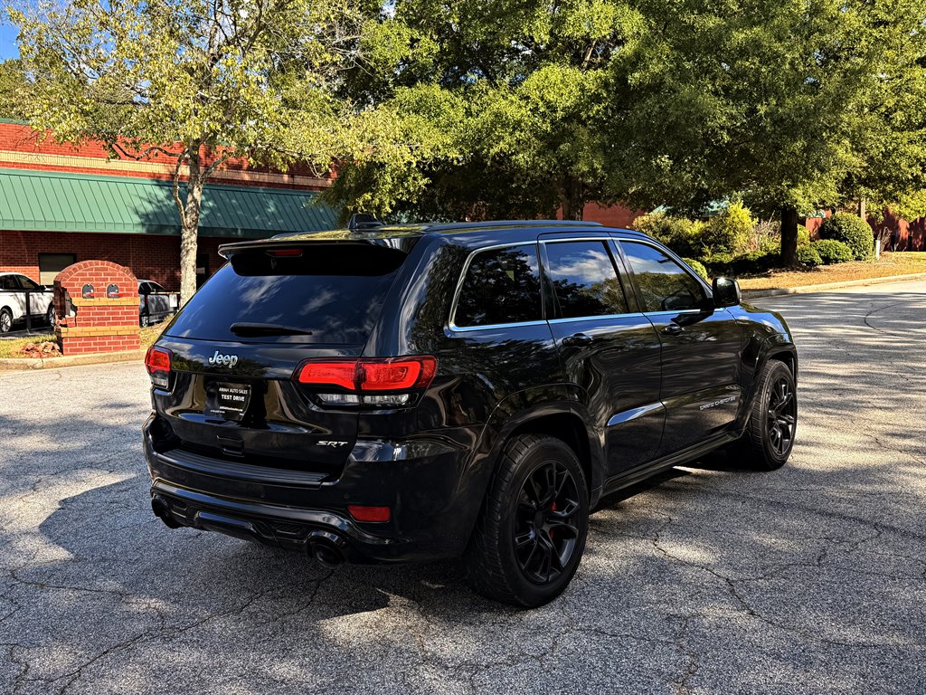 Jeep Grand Cherokee photo 5