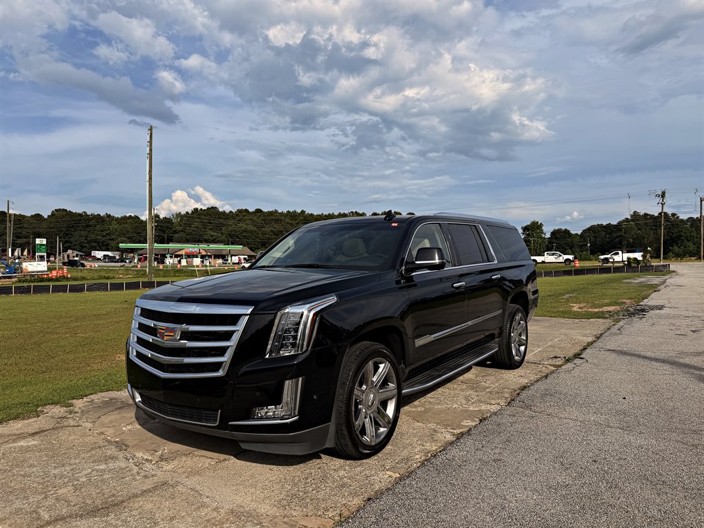 2019 Cadillac Escalade ESV 2WD Luxury's photo