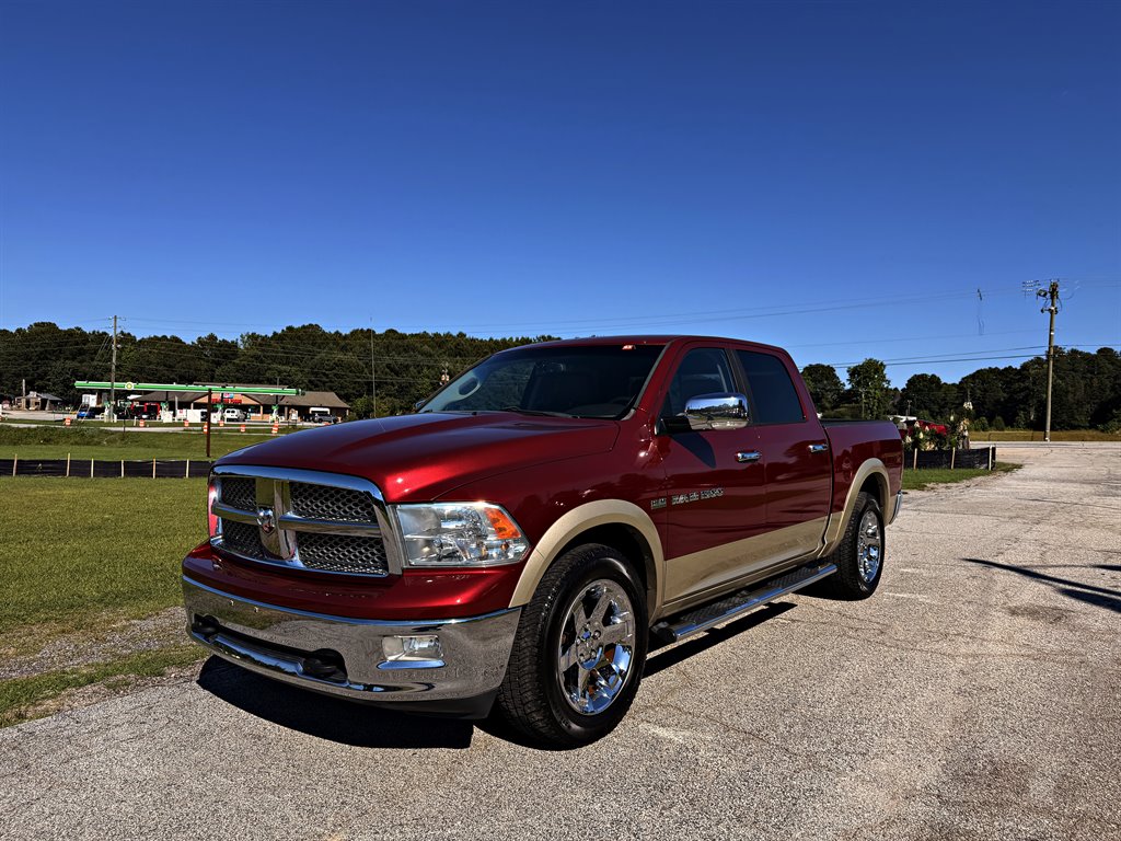2011 RAM 1500 SLT Crew Cab's photo