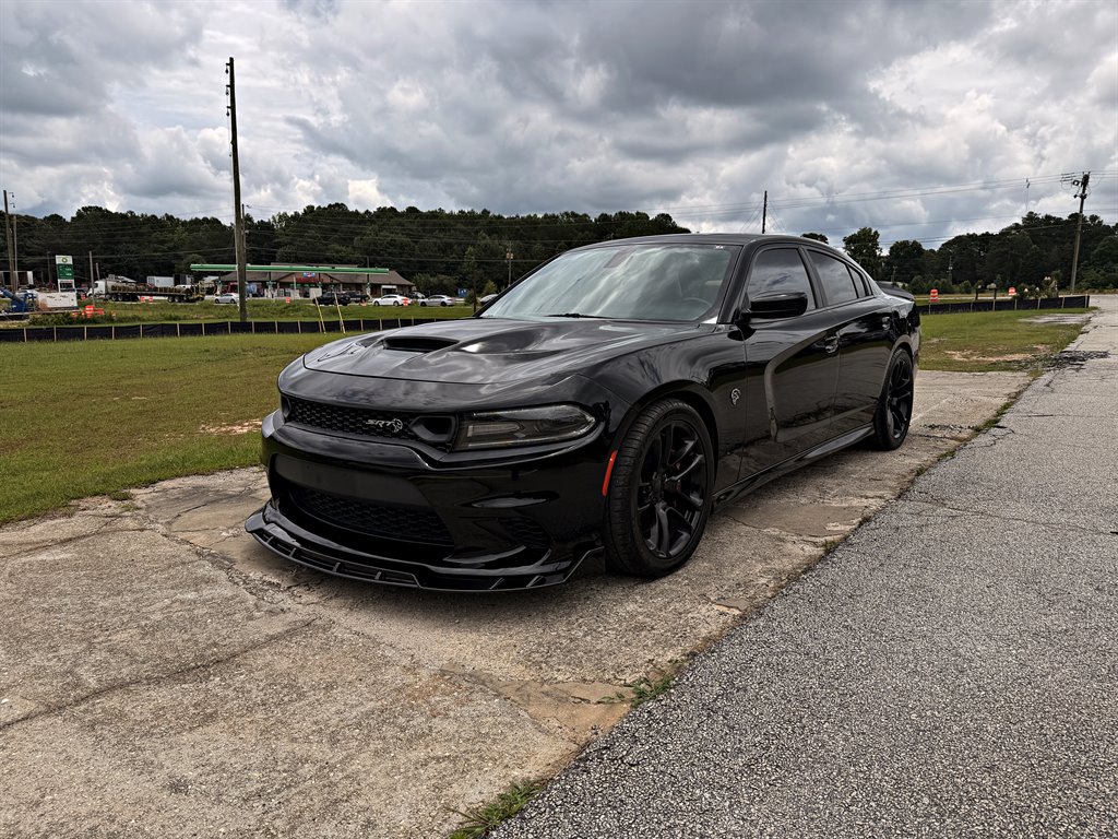 2019 Dodge Charger SRT Hellcat's photo