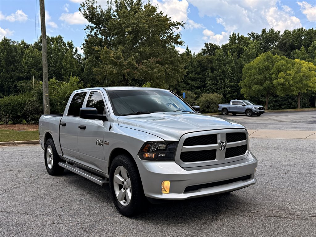 2015 RAM 1500 Express Crew Cab's photo