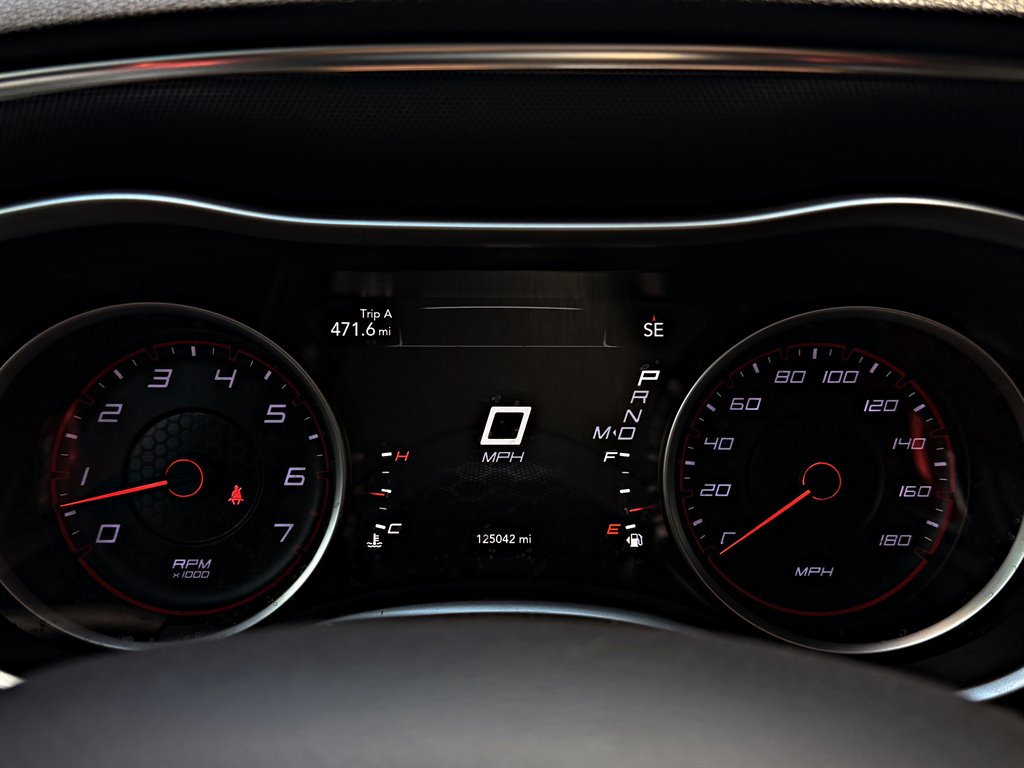 Dodge Charger photo 13