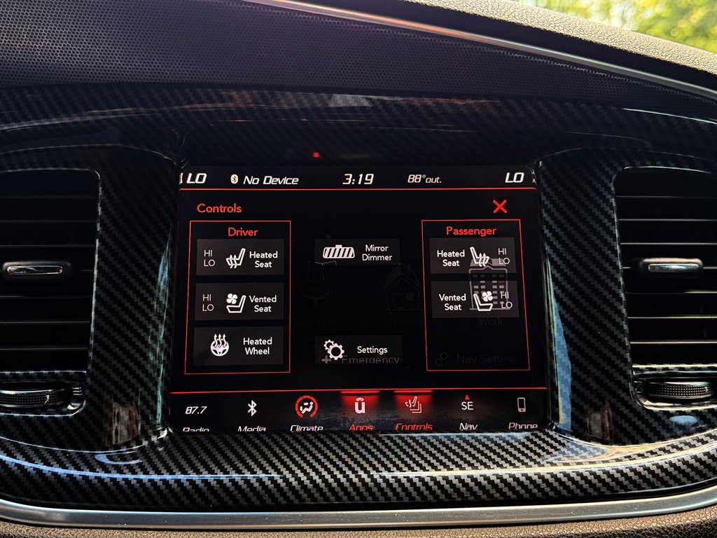 Dodge Charger photo 19