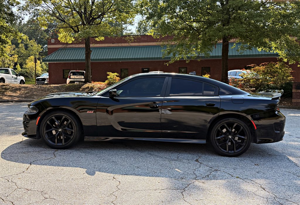 Dodge Charger photo 8
