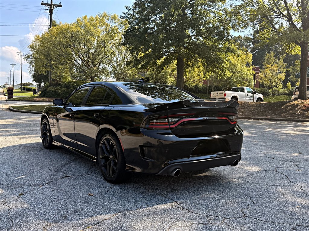 Dodge Charger photo 7