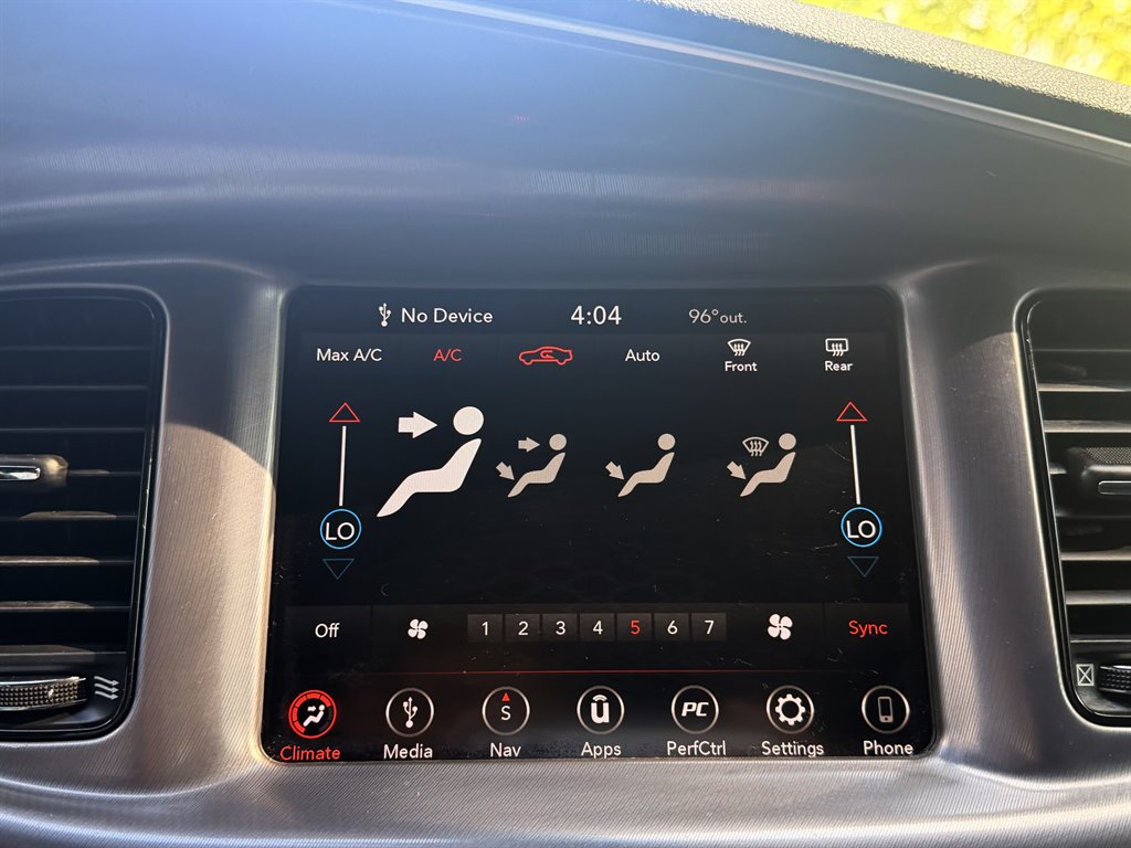 Dodge Charger photo 13