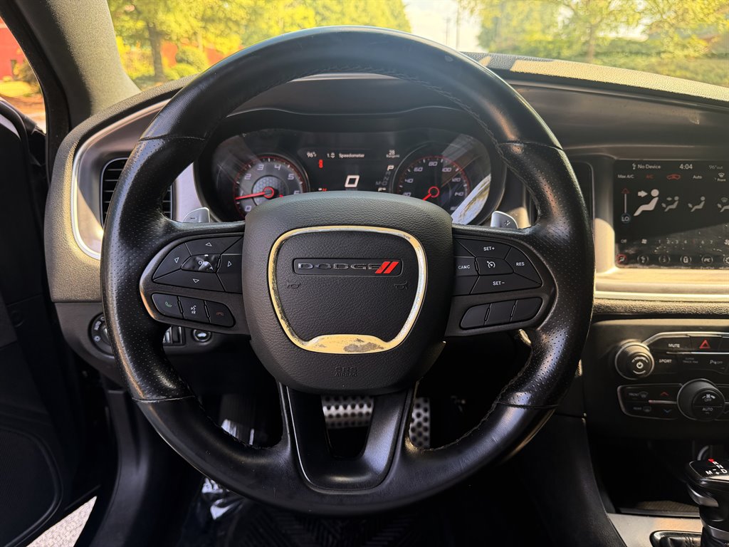 Dodge Charger photo 11