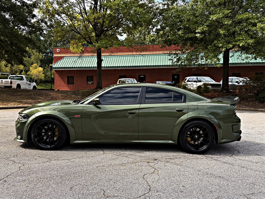 Dodge Charger photo 8