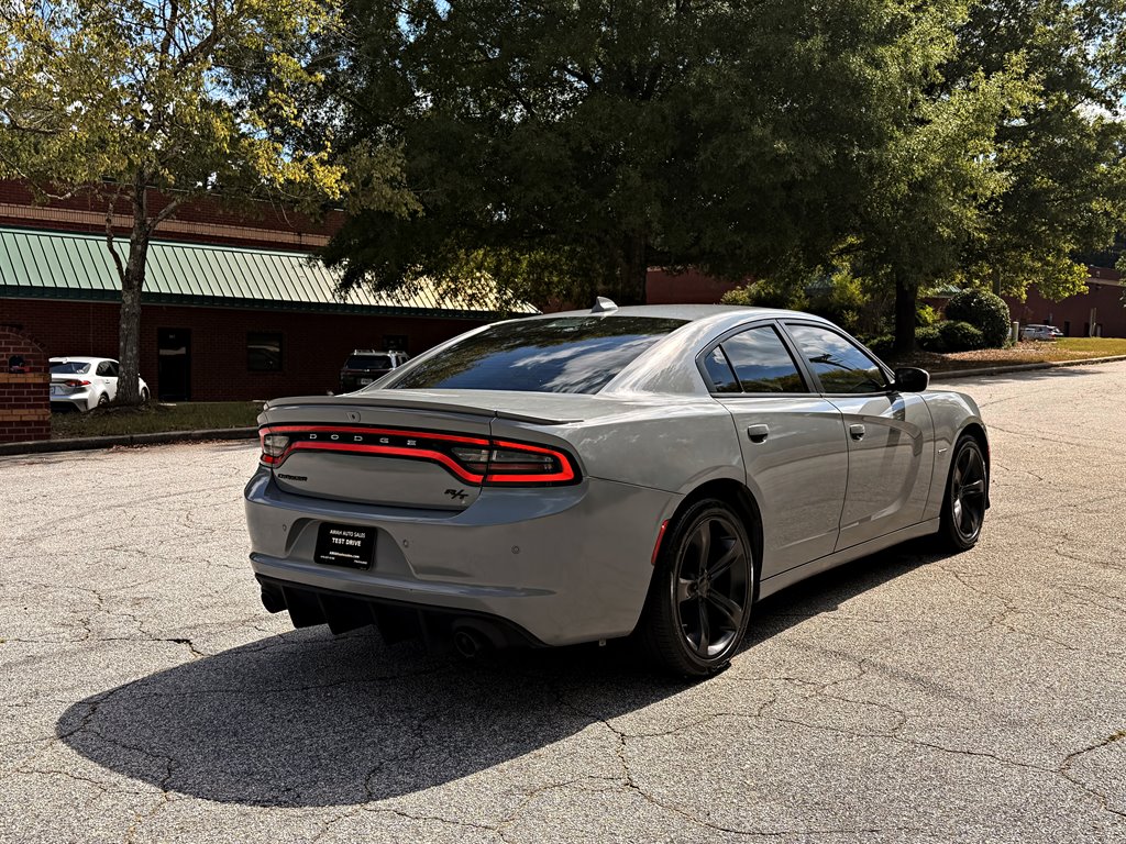 Dodge Charger photo 5
