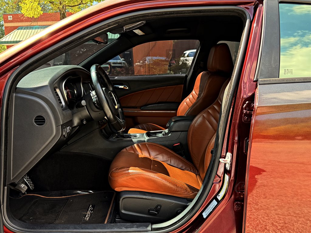 Dodge Charger photo 9
