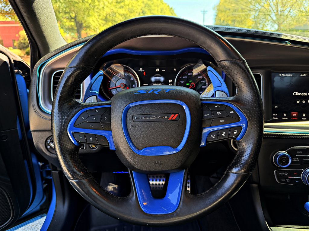 Dodge Charger photo 11