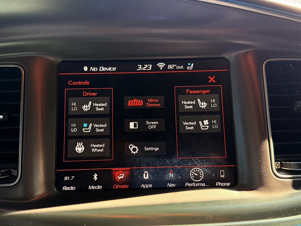 Dodge Charger photo 18