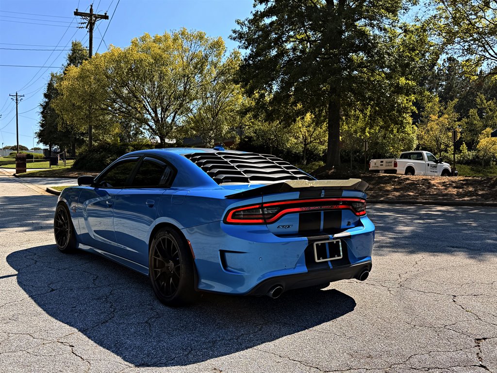 Dodge Charger photo 7