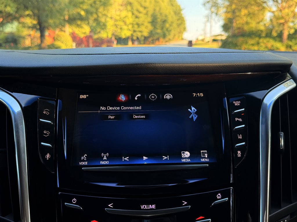 Cadillac Escalade photo 18