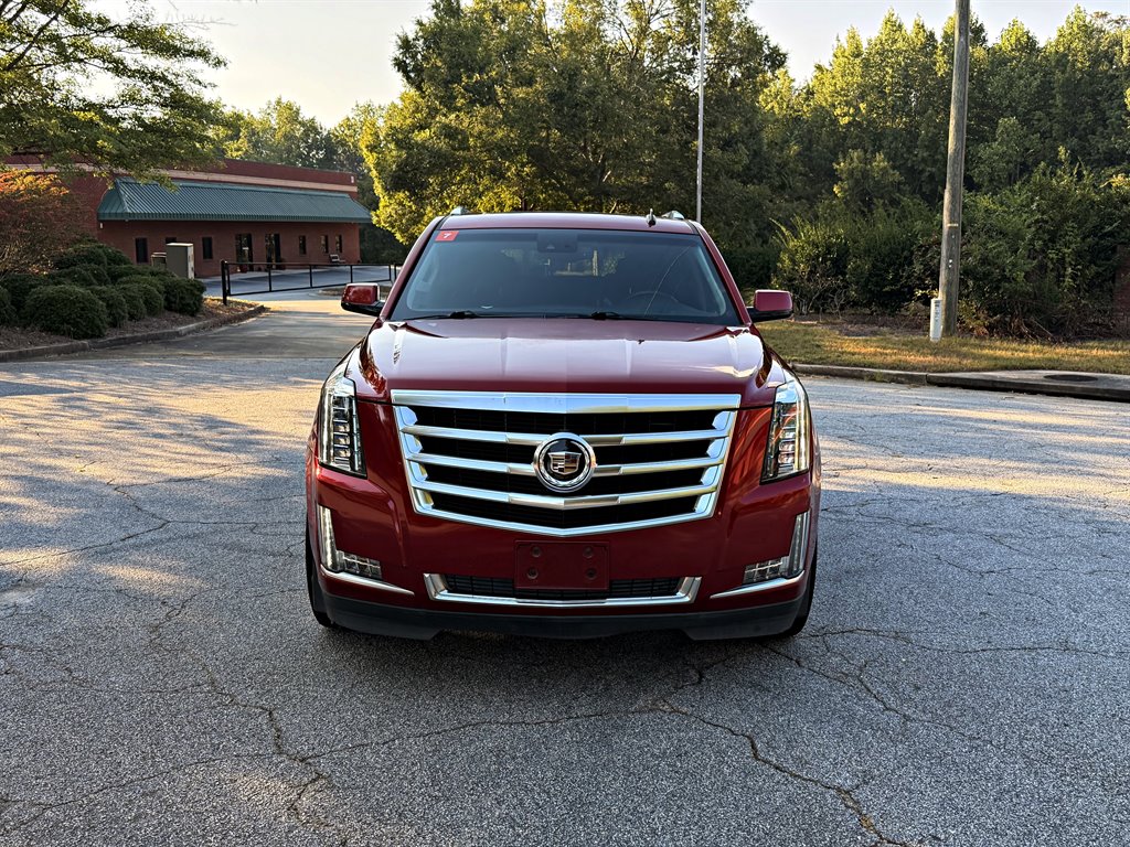 Cadillac Escalade photo 2