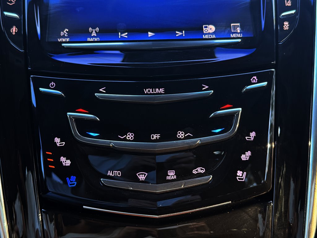 Cadillac Escalade photo 21