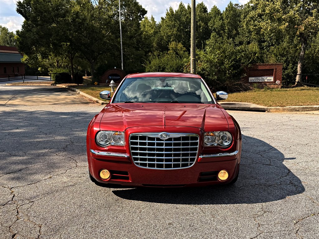 Chrysler 300 photo 2