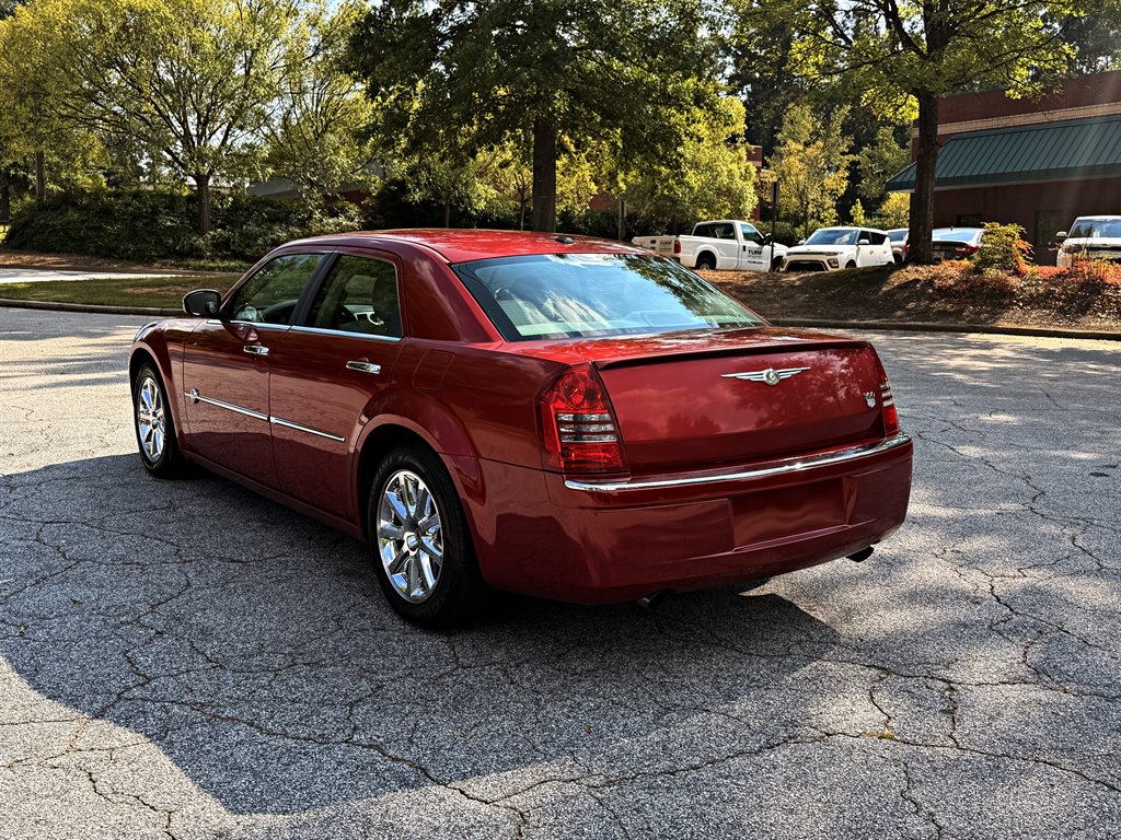 Chrysler 300 photo 7