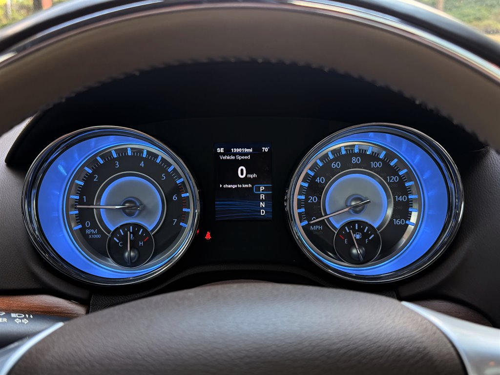 Chrysler 300 photo 14
