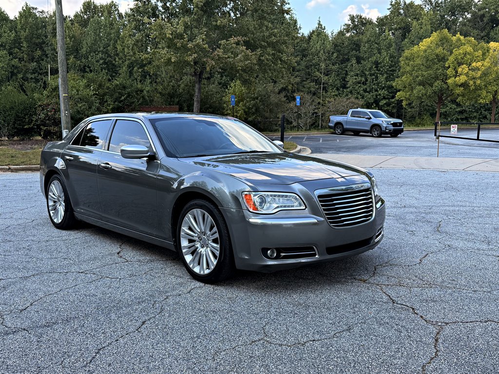 Chrysler 300 photo 3